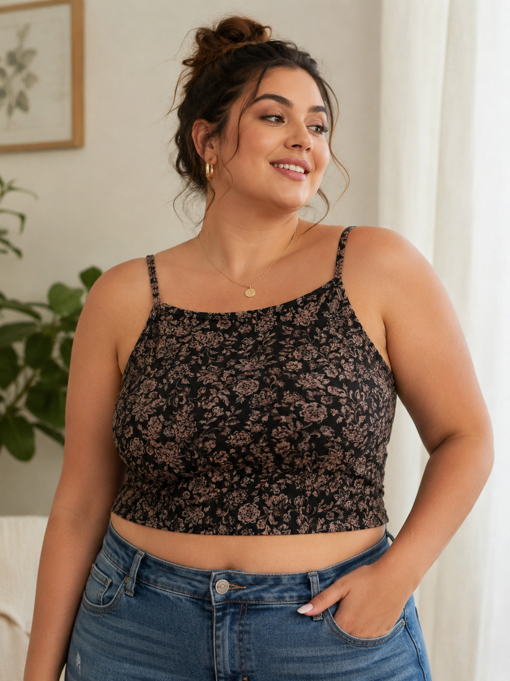 Torrid Size 2 Black Floral Cropped Cami Tank Top Plus Size